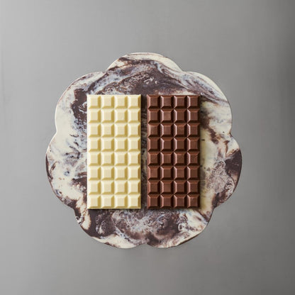 Addison Ross - Servierplatte - Scallop Chocolate